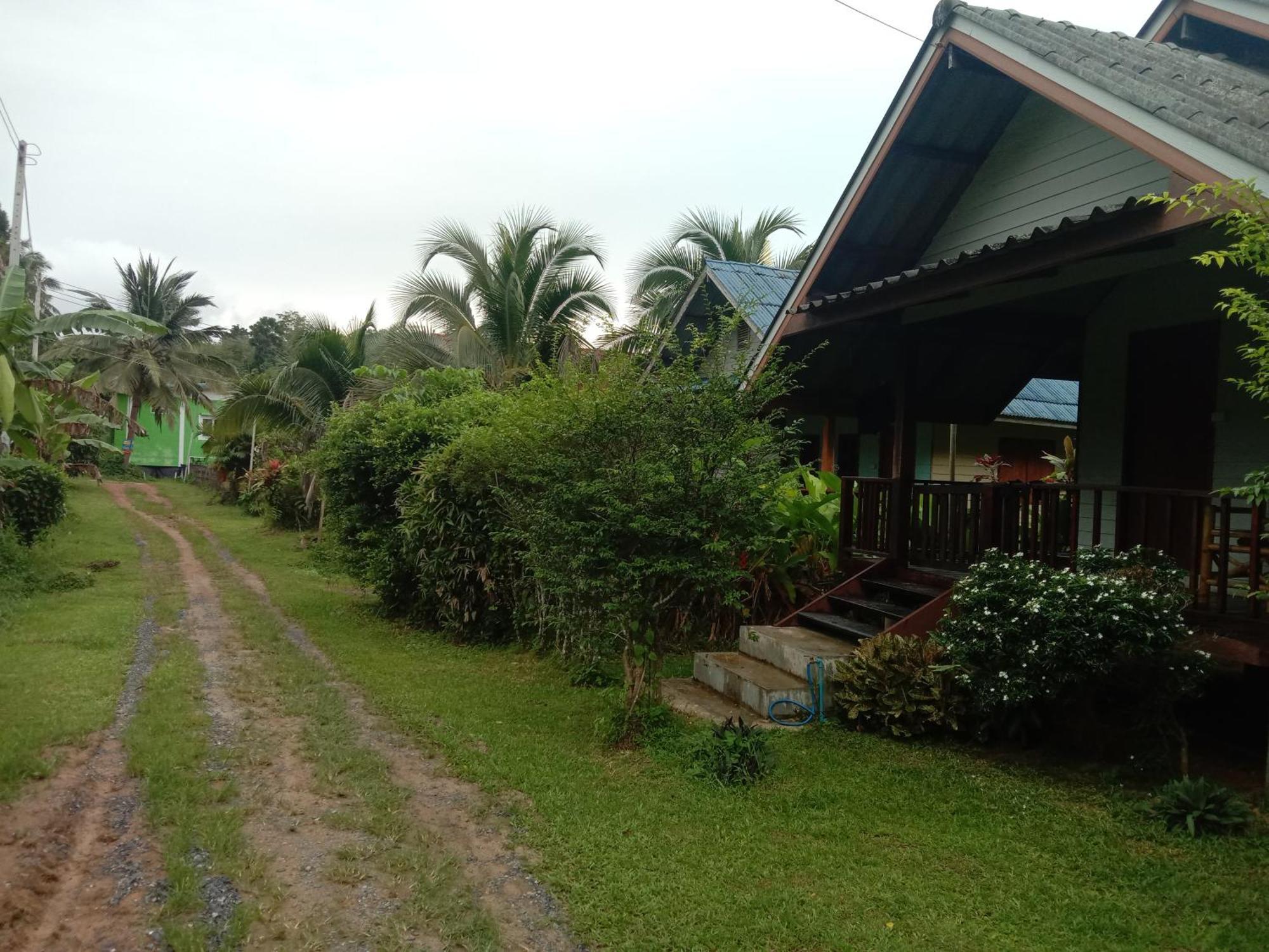 Cha Bungalow Ko Yao Noi Exteriör bild