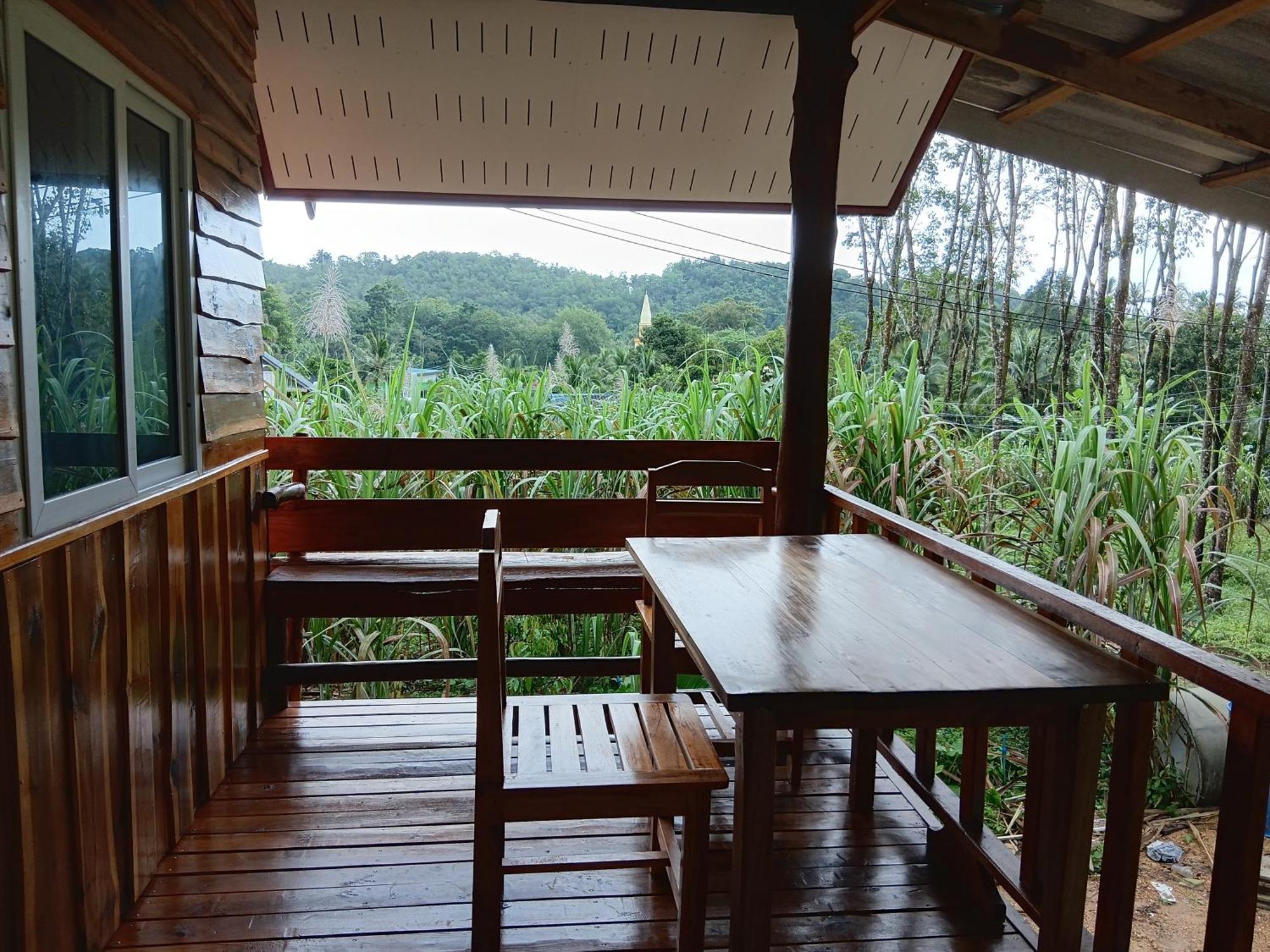 Cha Bungalow Ko Yao Noi Exteriör bild